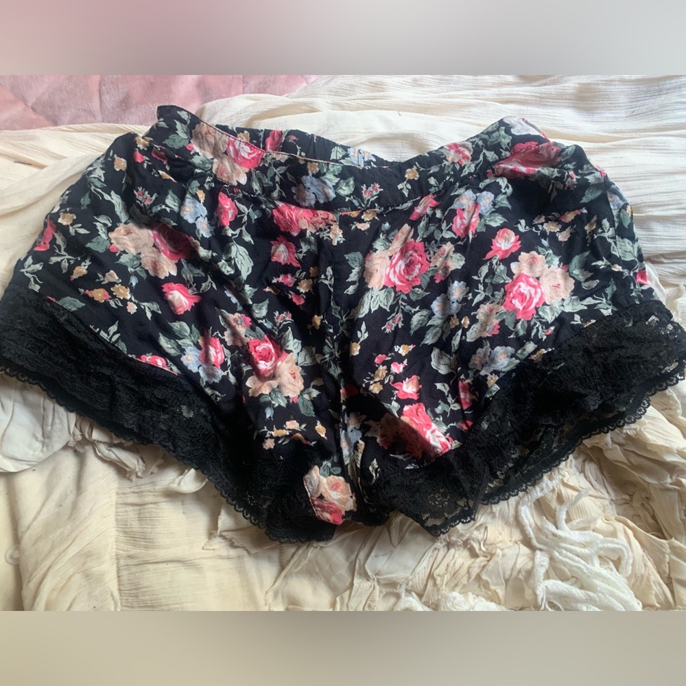 Vintage Band of Gypsies Black Floral Lace Shorts